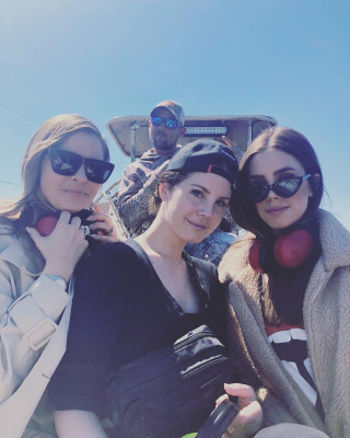 Lana Del Rey - Arthurs Air Boat Tours in Des Allemands, Louisiana 03/21/2019