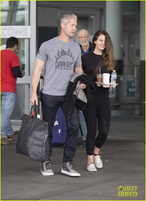 Lana Del Rey - JFK Airport in New York 10/25/2019