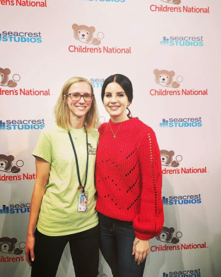 Lana Del Rey - Children&#039;s National Medical Center in Washington 01/26/2018
