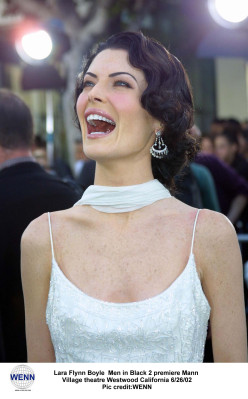 Lara Flynn Boyle pic #228195