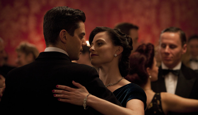 Lara Pulver pic #701436