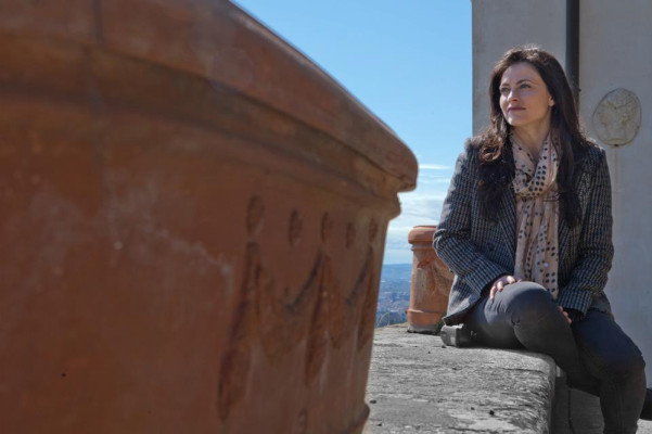 Lara Pulver pic #701461