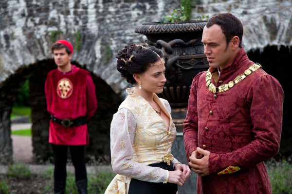 Lara Pulver pic #701614