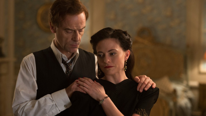 photo 10 in Lara Pulver gallery [id701490] 2014-02-23 00:00:00