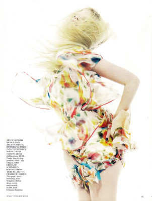 Lara Stone pic #226373