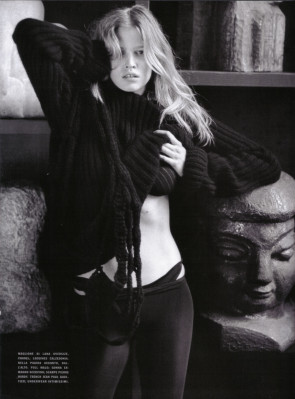 photo 3 in Lara Stone gallery [id132858] 2009-02-04 00:00:00