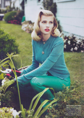 Lara Stone pic #289397