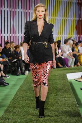 Lara Stone - Escada Spring/Summer 2019 Fashion Show in New York