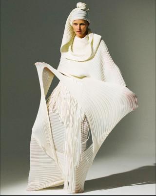 Lara Stone ~ T China: The New York Times Style Magazine by Julian Song