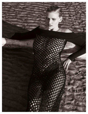 Lara Stone - Vogue Spain May 2018