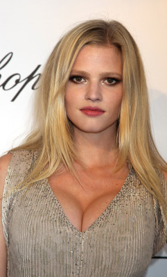 Lara Stone pic #404512