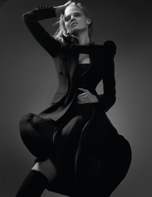 Lara Stone pic #370951