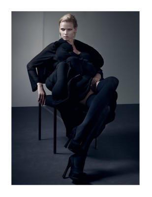 Lara Stone pic #370947