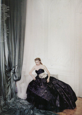 Lara Stone pic #237592
