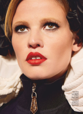 Lara Stone – InStyle US March 2019