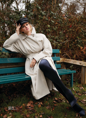 Lara Stone – InStyle US March 2019