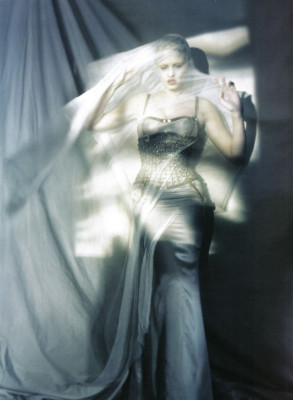 Lara Stone pic #249902