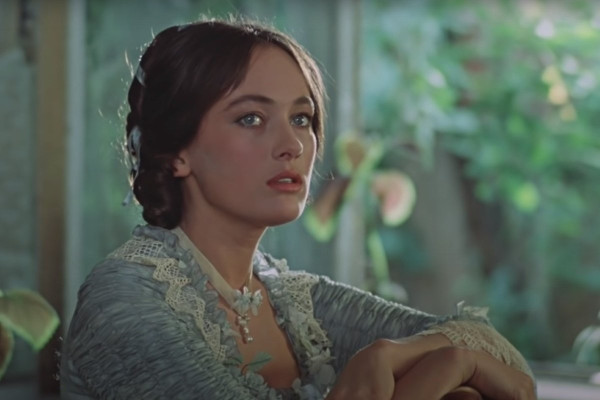 Лариса Гузеева