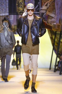 Lars Burmeister for Versace S/S 2016 Milan