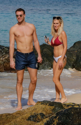 photo 22 in Laura gallery [id1127240] 2018-12-28 00:00:00