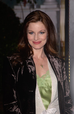 Laura Leighton pic #349757