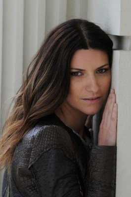 Laura Pausini pic #590589