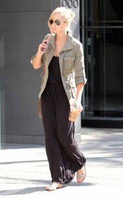 Laura Vandervoort pic #540079