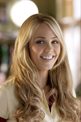 Laura Vandervoort pic #350324