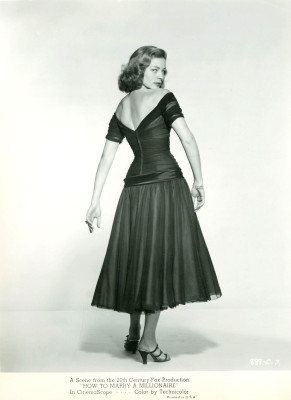 Lauren Bacall pic #392843