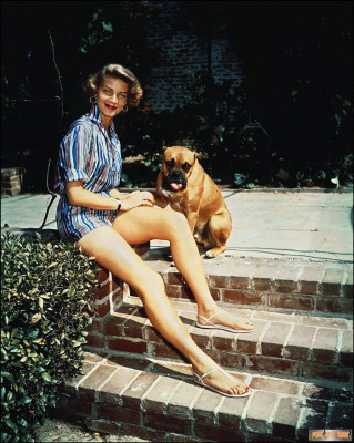 Lauren Bacall pic #373093