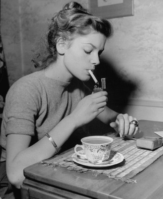 Lauren Bacall pic #112970