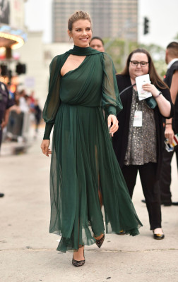 Lauren Cohan-Mile 22 Premiere in LA