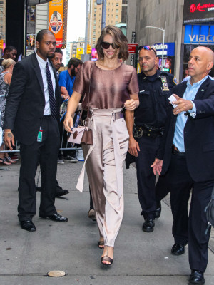 Lauren Cohan pic #1090690