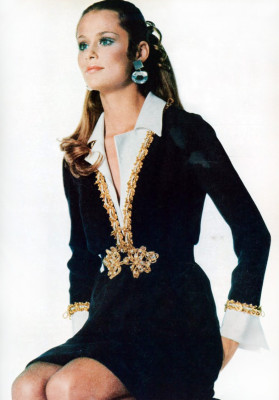 Lauren Hutton pic #399539