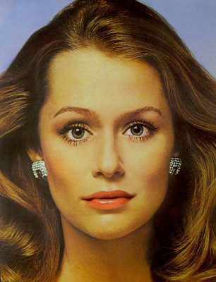 Lauren Hutton pic #335614