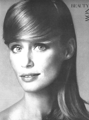 Lauren Hutton pic #379250