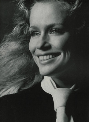 Lauren Hutton pic #341557