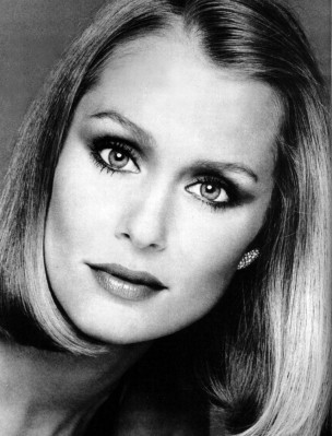 Lauren Hutton pic #275272