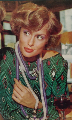 photo 6 in Lauren Hutton gallery [id384424] 2011-04-15 00:00:00