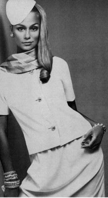 Lauren Hutton pic #345877