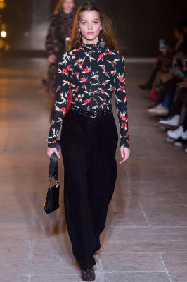 Isabel Marant Fall/Winter 2017 Fashion Show in Paris