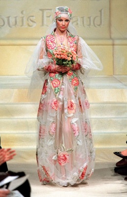 Lavinia Birladeanu for Louis Feraud SS 1999 Couture