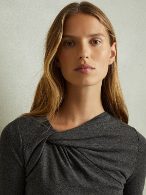 Lea Dina Mohr for REISS