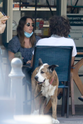 Leighton Meester - Malibu 11/06/2020
