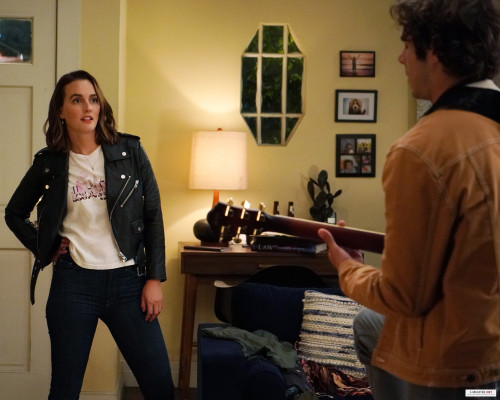 Leighton Meester - &#039;Single Parents&#039; 2x03 Derek Sucks (2019)