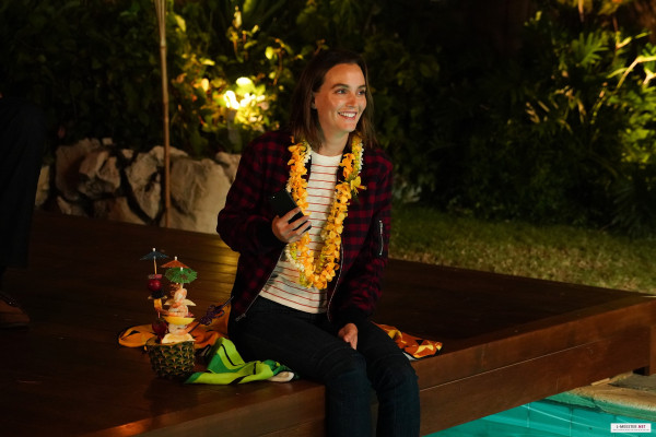 Leighton Meester - &#039;Single Parents&#039; 2x01 Summer of Freedom (2019)