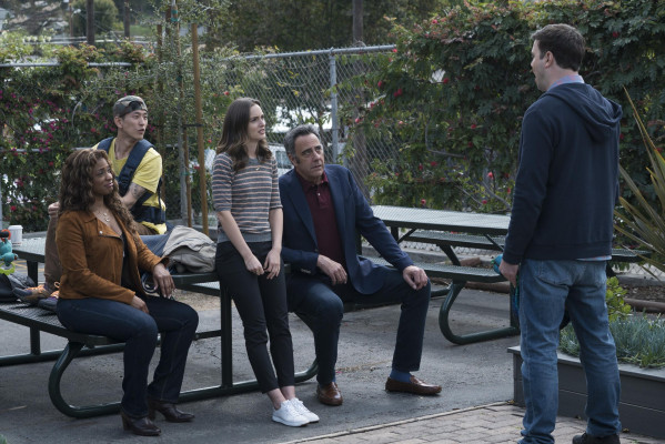 Leighton Meester - Single Parents (2018) - 1x01 Pilot - Stills