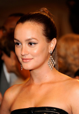 Leighton Meester pic #391171