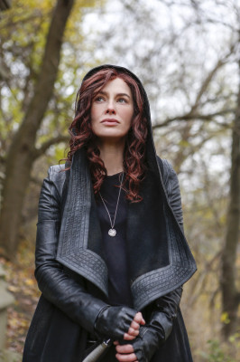 Lena Headey - The Mortal Instruments: City of Bones (2013)