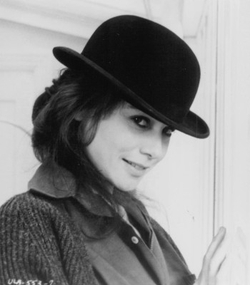 Lena Olin pic #493634
